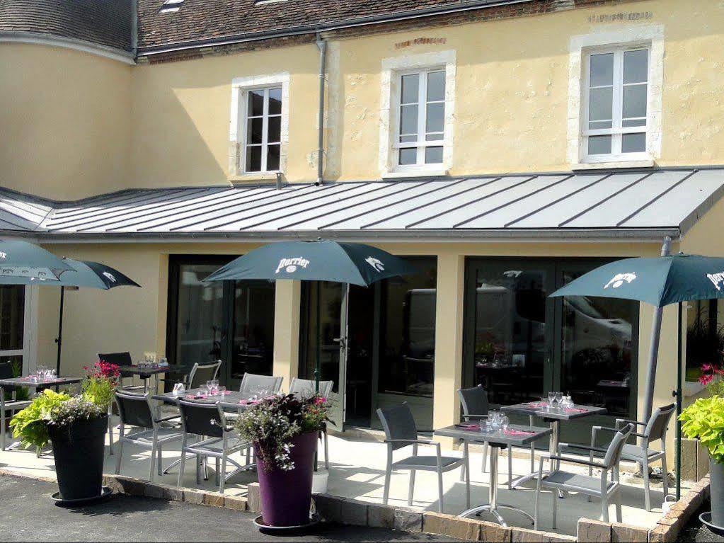 Auberge de la Cloche Le Theil-sur-Huisne Exterior foto